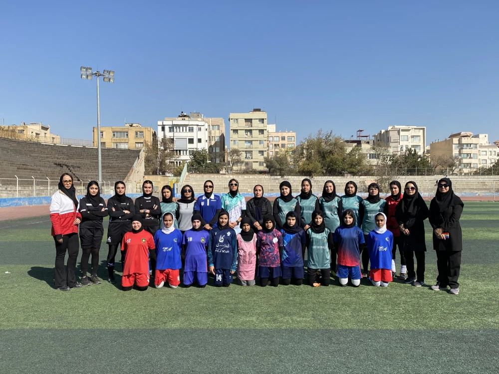 استعدادیابی فوتبال دختران دهه نودی